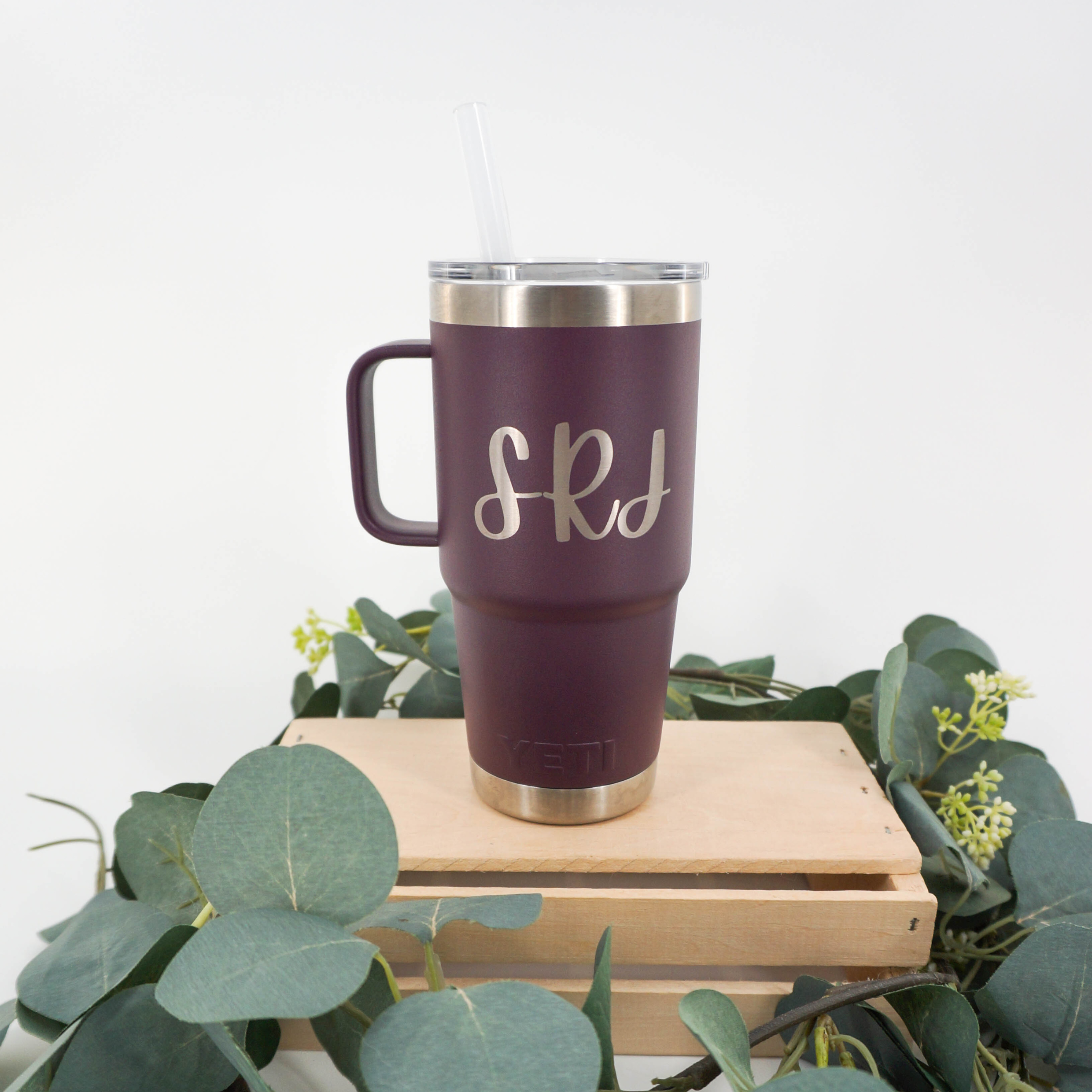 Yeti - 30 oz Rambler Travel Mug with Stronghold Lid Cosmic Lilac